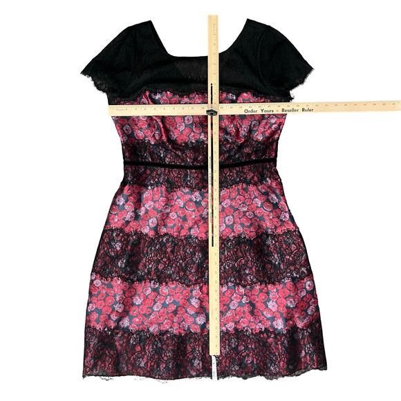 Kay Unger New York Black Pink Cap Sleeve Floral Lace Accent Mini Dress size L - Picture 9 of 10